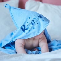  Полотенце голубое "Крепыш" с уголком детская одежда от производителя ТМ БОВЕБУМ